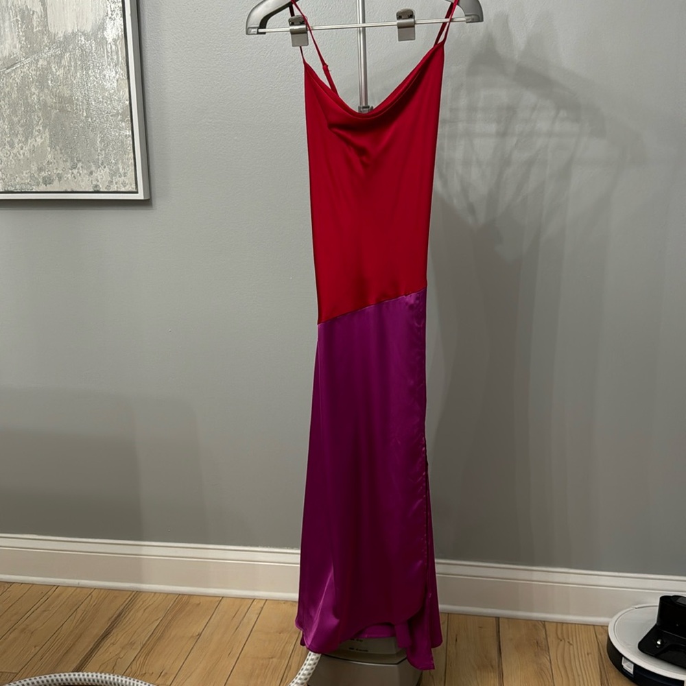 NWT Sophie & Trey block color satin midi dress size L